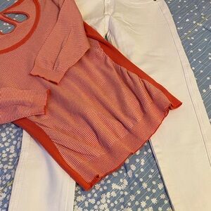 JW Maxx white stretch pants in good condition, no stains. Inseam 29